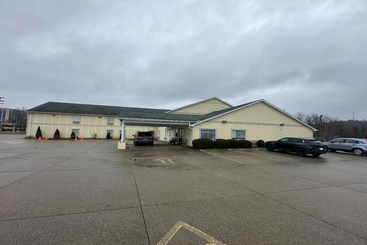 Fairway Inn Florence Indiana Екстериор снимка