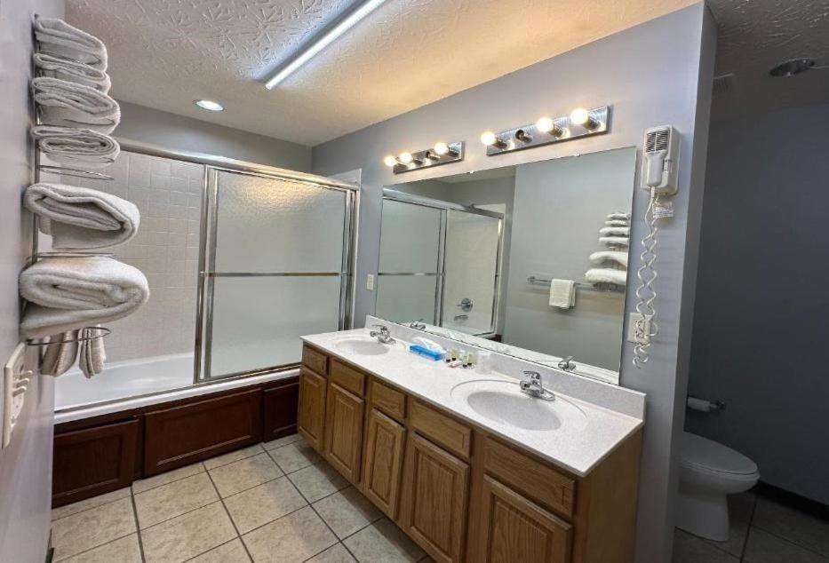 Fairway Inn Florence Indiana Екстериор снимка