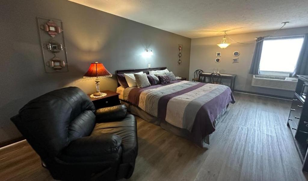 Fairway Inn Florence Indiana Екстериор снимка